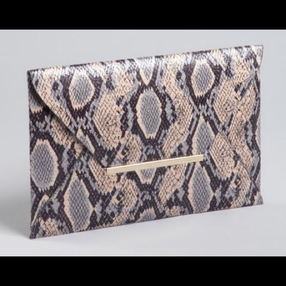 BCBG MAXAZRIA Snake print clutch